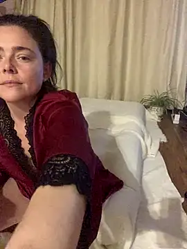 Mia Winters online show from November 23, 6:09 pm