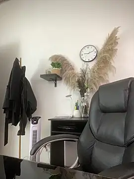 Sabriinaa Foxx online show from April 27, 2:14 pm