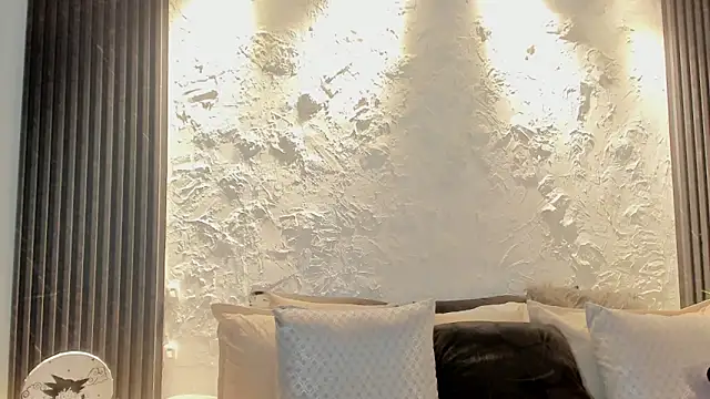 joselin rouse online show from April 27, 12:35 pm