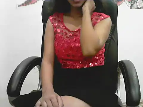 short girl  online show from June 8, 5:24 pm