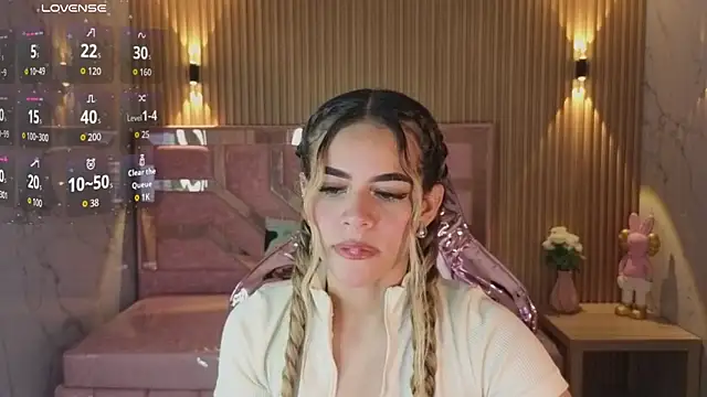 lilith4 s online show from March 25, 8:45 pm