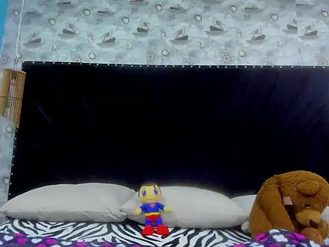 Snapshot of Karol-Horny chatting on September 29, 1:49 pm Karol-Horny online show from September 29, 1:49 pm