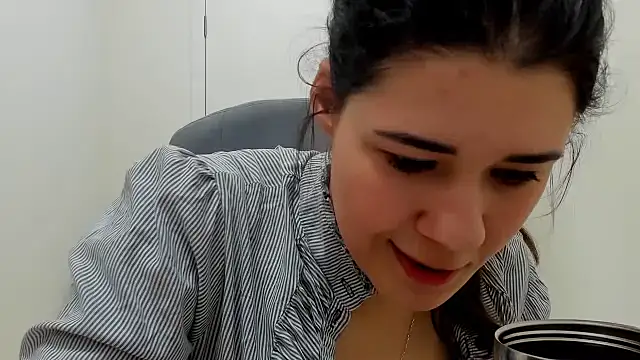 Joannia online show from March 7, 9:27 am