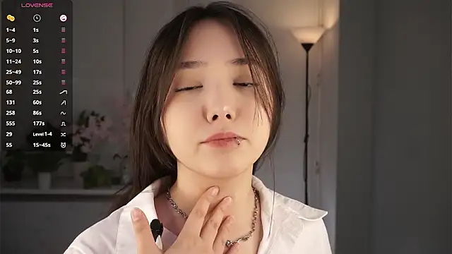 RenaeConnerley online show from January 17, 5:37 am