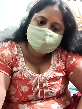 Mmm143 online show from April 26, 6:16 pm