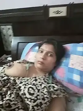 aliya-jaan71 online show from July 29, 8:53 pm