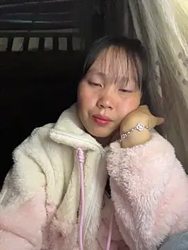 huong-18 online show from December 18, 2:55 pm