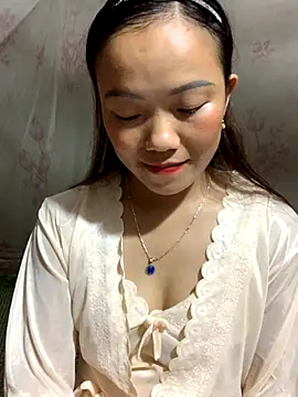 Snapshot of _losrt_cherry_ chatting on October 4, 1:39 pm losrt cherry online show from October 4, 1:39 pm