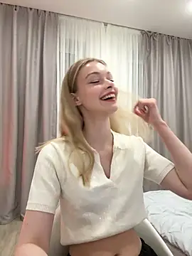 FriendlyFire 18 online show from February 21, 9:37 pm