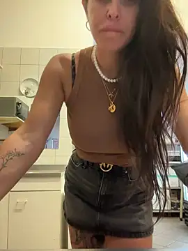 ainaht online show from April 25, 9:12 am