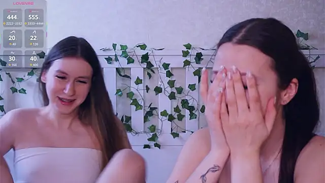 GabrielleLynchard online show from March 18, 9:20 pm