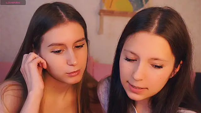 GabrielleLynchard online show from November 10, 8:04 pm