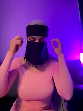 LailaQamar online show from September 16, 4:59 pm