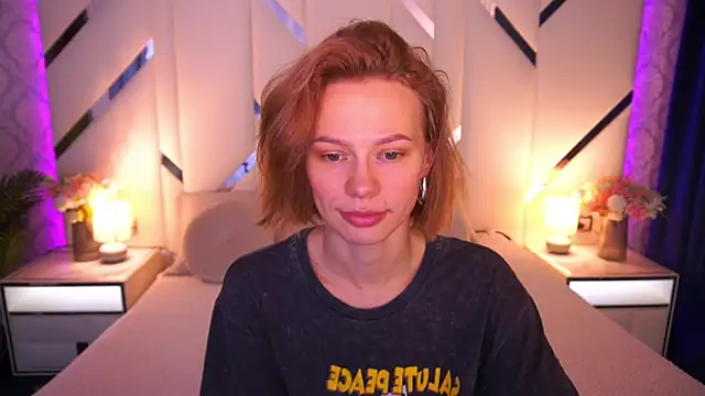 ShyySiren online show from June 12, 6:54 am
