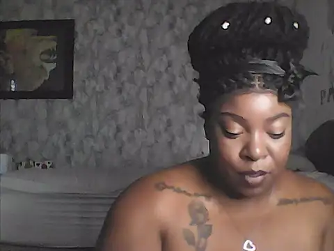 BellaBlaze25 online show from June 8, 3:46 pm