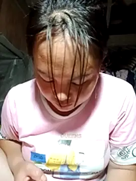 emilyzz online show from April 22, 6:32 am