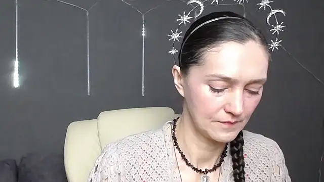 TayaFinch online show from April 23, 11:28 am