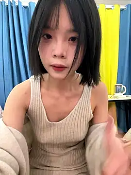 qiqi x online show from January 9, 4:22 pm