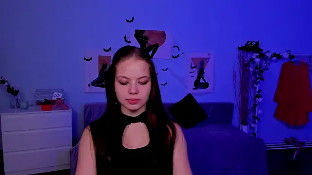 BetsyKiss online show from November 1, 5:06 pm