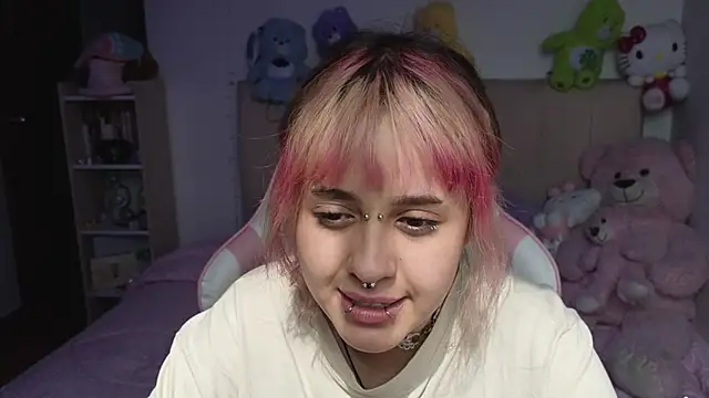 NekoWaifu online show from April 23, 2:19 pm