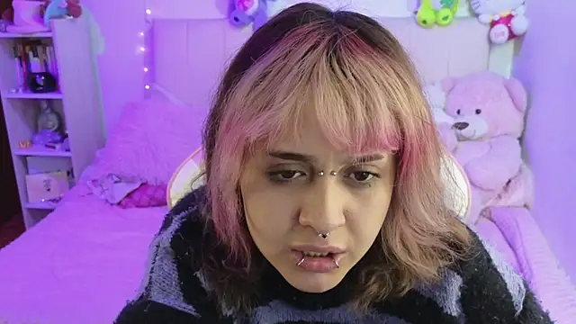 NekoWaifu online show from April 25, 2:58 pm