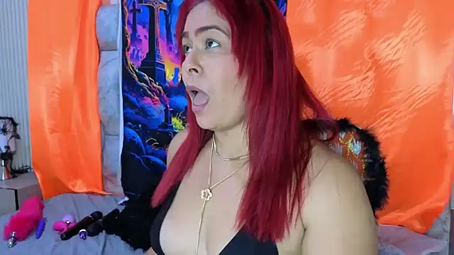 sofiagutierrez   online show from October 10, 5:56 am