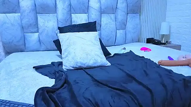 sofiagutierrez   online show from November 26, 3:51 am