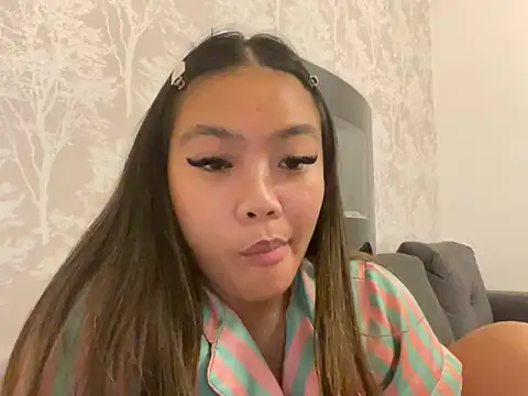 MissCherryyxox online show from October 7, 7:07 pm