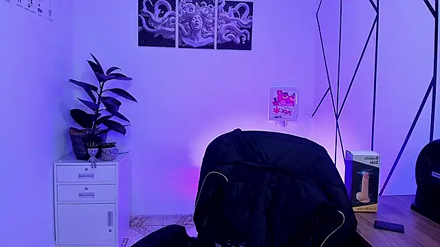 Angel-dragun online show from October 18, 3:42 am