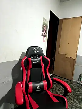 Lunarebelde online show from December 20, 2:21 pm