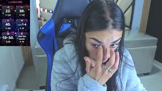 Maily a  online show from March 11, 3:00 am