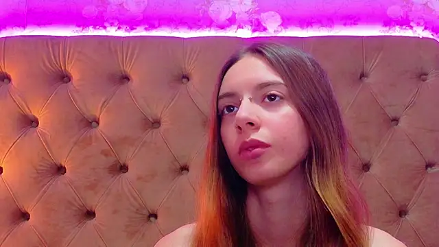 CoraVex online show from April 26, 2:09 am