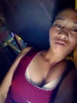 donna-bae online show from April 20, 7:17 pm