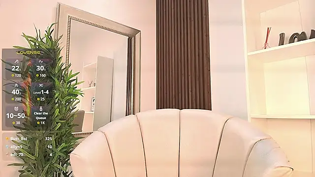 alessia moon1 online show from April 25, 1:41 pm