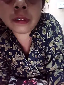 Hotygirl11100 online show from September 16, 6:27 pm