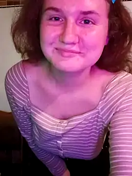 Snapshot of Lana_a chatting on September 21, 7:23 pm Lana a online show from September 21, 7:23 pm