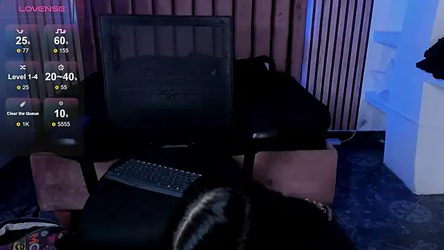 LunaWiill  online show from October 3, 12:32 pm