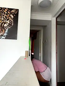 Snapshot of QueenStacyxox chatting on October 1, 10:42 am QueenStacyxox online show from October 1, 10:42 am