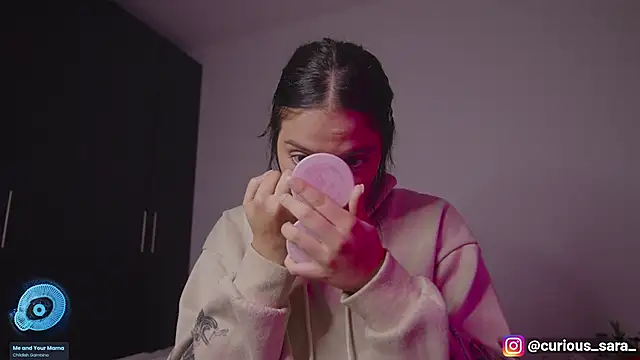  curiouskitten  online show from April 26, 3:26 am