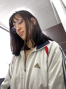 Scarlett Millerw online show from November 10, 2:12 pm