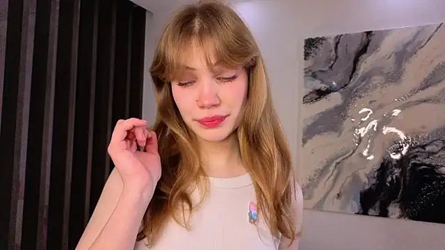 pienaple online show from December 23, 4:05 am