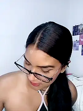 Renata Zoe online show from October 10, 2:27 am