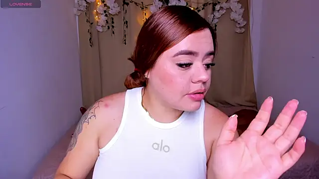isabella arias2 online show from April 21, 2:51 am