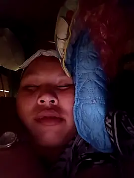 callistra online show from April 21, 6:31 am