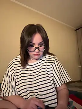 Snapshot of DeliceMaya chatting on September 26, 2:15 pm DeliceMaya online show from September 26, 2:15 pm