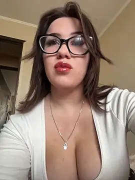 Snapshot of DeliceMaya chatting on September 30, 4:29 am DeliceMaya online show from September 30, 4:29 am