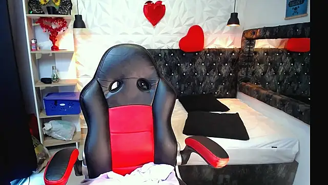 Amy dl online show from March 10, 12:31 pm