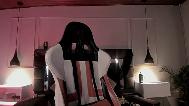 Damian Rock online show from April 27, 8:06 pm