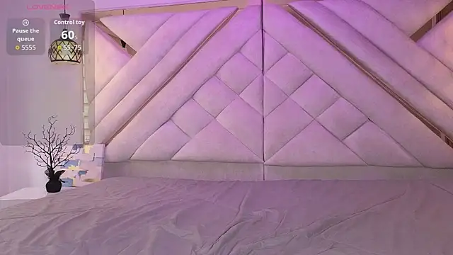 afrodita aares online show from April 23, 7:16 pm