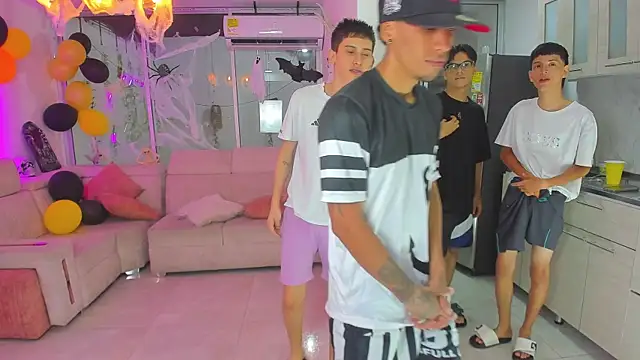 Houseofwarrios online show from October 25, 5:26 am